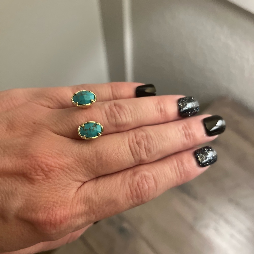 Kendra Scott ring size 6